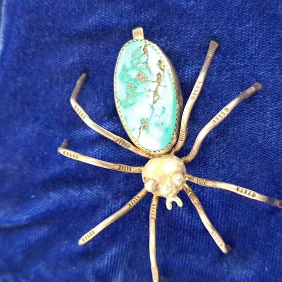 Vintage Native American Turquoise & Sterling Silver Spider Pin Brooch - Picture 2 of 12